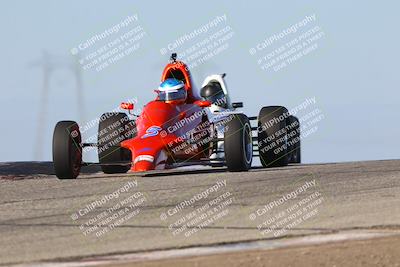 media/Oct-26-2025-CalClub SCCA (Sun) [[8ce1e69566]]/Group 6/Grapevine/